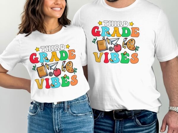 Dritte Klasse T-Shirt Schulanfang nach Sommerferien Shirt Lehrer Geschenk Grundschule Schulkind T-Shirts Klassenfahrt Schulbedarf - Image 4