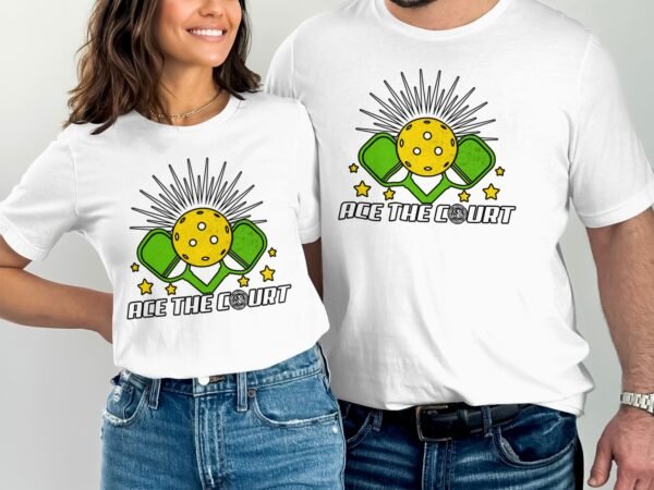 Pickleball Spieler T-Shirt, Geschenk für Sportliebhaber, Originelles Schläger Ass Motiv Fan Tee, Lustiges Outdoor-Aktivität Team Shirt - Image 4