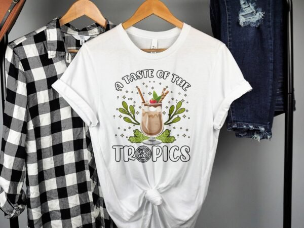 Tropisches Coquito Weihnachten T-Shirt, Traditionelles Kokosnuss Urlaubsgetränk Shirt, Festliches Puerto Rico Karibik Tee, Kokos Reisetop - Image 2