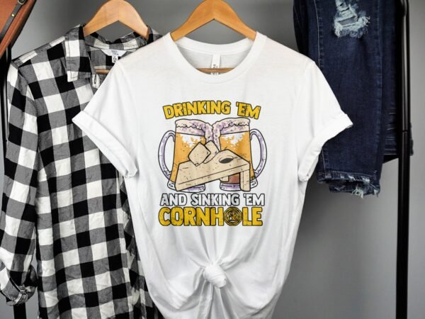 Cornhole Gartenspiel T-Shirt, Camping Freizeitspiel Shirt, Familien Sieger Outfit, Wurfsack Holzbrettspiel Tee, Sommer Outdoor-Spiel Champ - Image 2