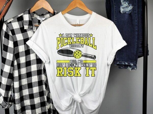 Lustiges Pickleball T-Shirt, Pickleball Spieler Geschenk, Pickleballschläger Motiv Zuschauer Tee, Lustiges Outdoor-Aktivität Team Shirt - Image 2