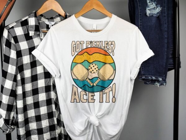 Retro Pickleball Spieler T-Shirt, Geschenk für Sportliebhaber, Vintage Pickleballschläger Fan Tee, Lustiges Outdoor-Aktivität Team Shirt - Image 2