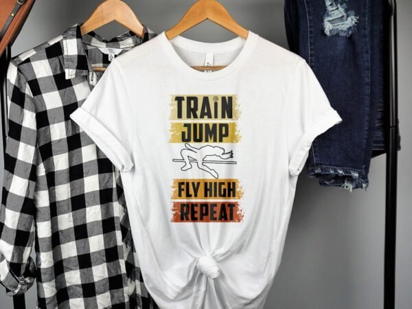 Lustiges T-Shirt fuer Sportliebhaber, Coole Geschenkidee fuer Turntrainer, Trainiere Springe Fliege Wiederholen Design - Image 2