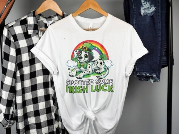 Lustiges Hund T-Shirt, St. Patrick's Day Dalmatiner Shirt, Irischer Glücksbringer, Tierliebhaber Kleeblatt, Buntes Hundemotiv - Image 2