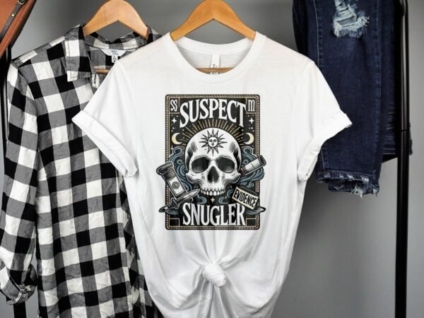 Kriminalfälle Tarot Karten T-Shirt, Mystische Tarotkarten für Krimi Fans Tee, Esoterik Kartenlegen Detektiv Top, Tarotdeck Wahrsager Shirt - Image 2