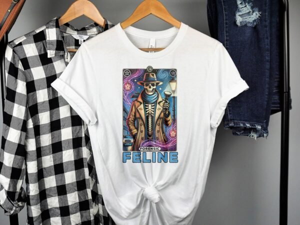 Kriminalfälle Tarot Karten T-Shirt, Mystische Tarotkarten für Krimi Fans Tee, Esoterik Kartenlegen Detektiv Top, Tarotdeck Wahrsager Shirt - Image 2