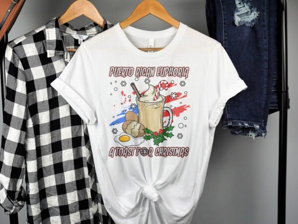 Tropisches Coquito Weihnachten T-Shirt, Traditionelles Kokosnuss Urlaubsgetränk Shirt, Festliches Puerto Rico Karibik Tee, Kokos Reisetop - Image 2