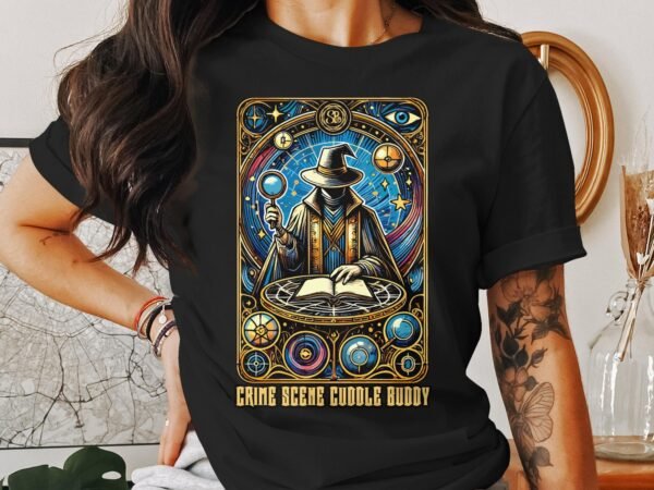 Kriminalfälle Tarot Karten T-Shirt, Mystische Tarotkarten für Krimi Fans Tee, Esoterik Kartenlegen Detektiv Top, Tarotdeck Wahrsager Shirt - Image 3