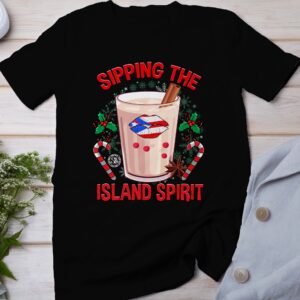 Tropisches Coquito Weihnachten T-Shirt, Traditionelles Kokosnuss Urlaubsgetränk Shirt, Festliches Puerto Rico Karibik Tee, Kokos Reisetop