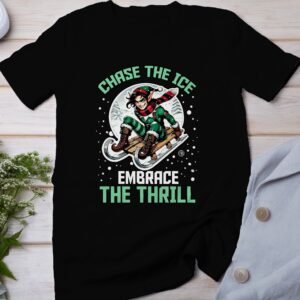 Lustiger Weihnachtself Schlittenfahren T-Shirt, Winterurlaub Kleidung, Schicke Weihnachtsfeier, Feiertagsmotiv T-Shirt Kleidung