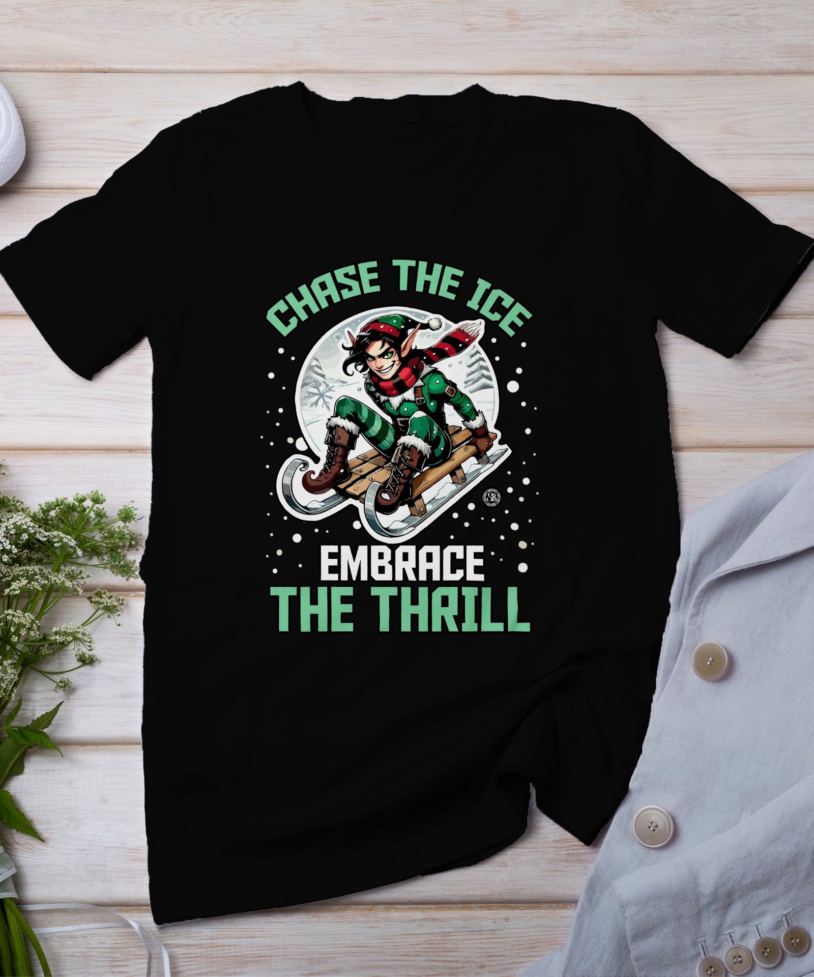 Lustiger Weihnachtself Schlittenfahren T-Shirt, Winterurlaub Kleidung, Schicke Weihnachtsfeier, Feiertagsmotiv T-Shirt Kleidung