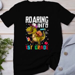 Brüllend in die 1. Klasse T-Shirts, Dinosaurier Einschulung T-Shirts, Schulanfang Dino T-Shirts, Schulbeginn Kindert Shirts