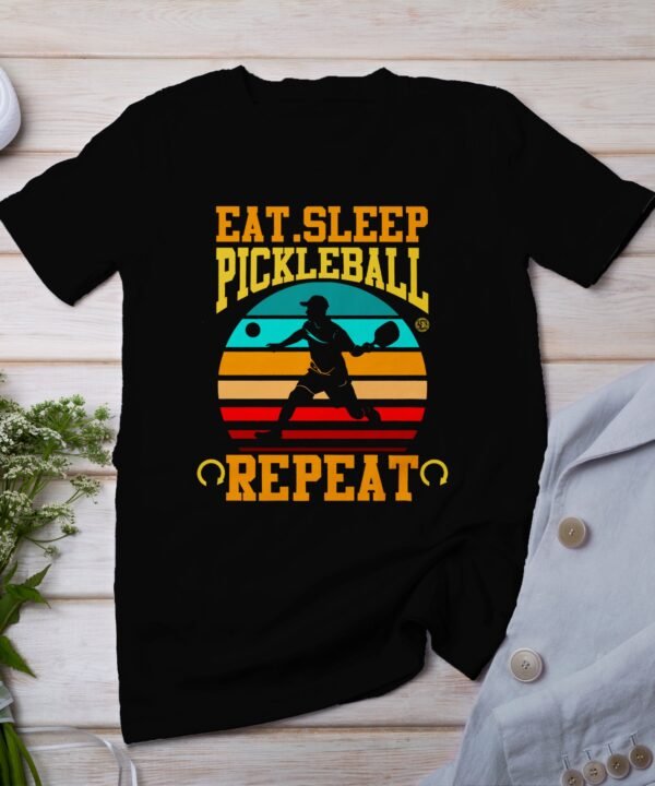 Eat Sleep Pickleball Repeat T-Shirt, Lustiges Sportbegeisterte Retro Geschenk, Vintage Pickleball Fans Motiv, Aktivität Sportliebhaber Tee