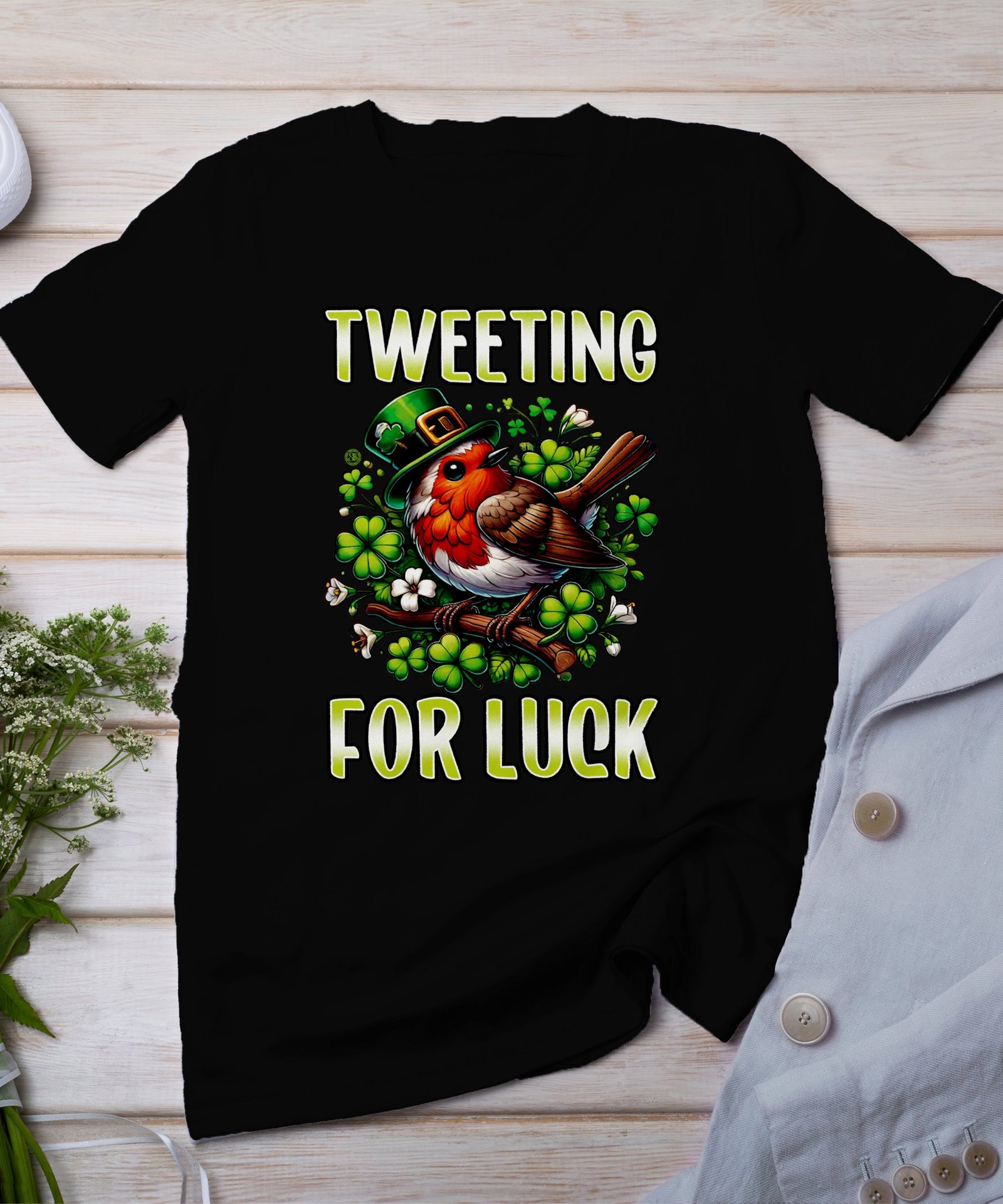 Vogel T-Shirt Glückbringender Hut Irisches Rotkehlchen Tee Irischer St. Paddy Shirt Vogelgezwitscher auf Kleeblatt Druck Shirt Kleeblätter
