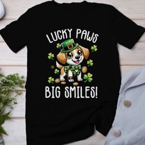 Lustige Hunde T-Shirt, St. Patrick's Day Shirt, Hund mit Kleeblatt Design, Glückliche Pfoten T-Shirt, Großes Lächeln Motiv