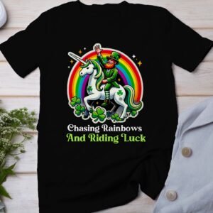 Lustiger Leprechaun Einhorn Reiten T-Shirt, Regenbogen Chasing Einhorn, Glück Reiten Shirt, Irland festliches Shirt, Vintage Irland