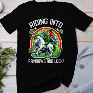 Reiten in Regenbogen und Glück T-Shirt, Lustiges St. Patrick's Day Einhorn T-Shirt, Buntes Regenbogen Motiv T-Shirt, Glücksbringer Tee