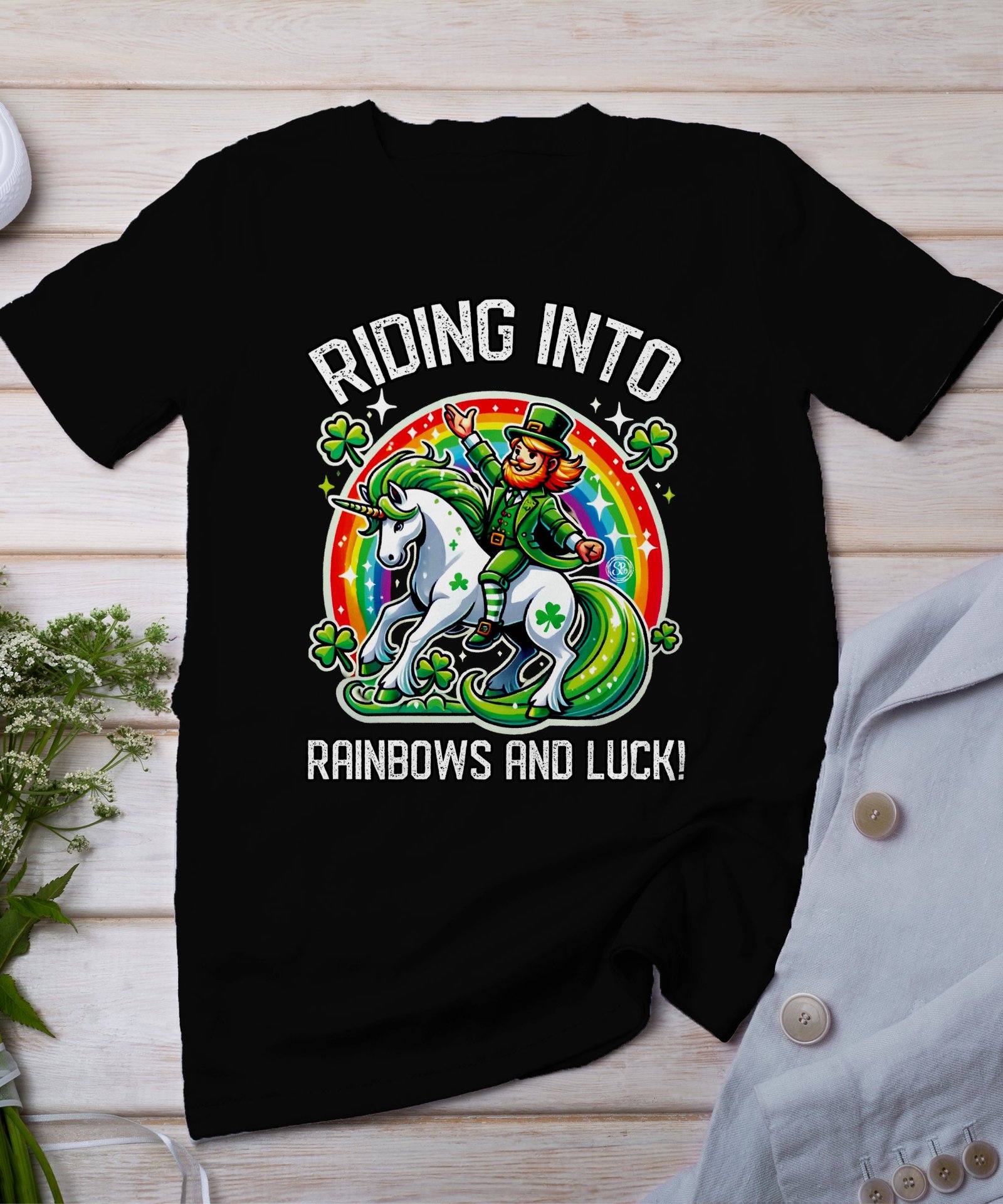 Reiten in Regenbogen und Glück T-Shirt, Lustiges St. Patrick’s Day Einhorn T-Shirt, Buntes Regenbogen Motiv T-Shirt, Glücksbringer Tee