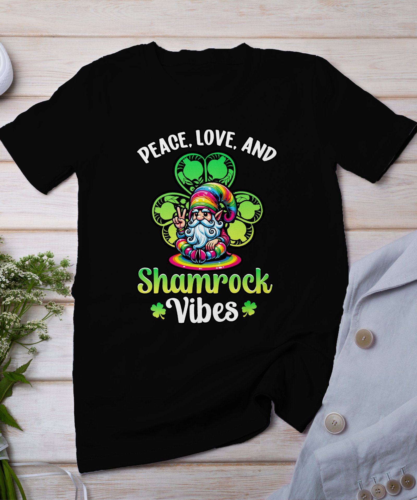 Irischer Zwerg T-Shirt, Frieden Liebe und Kleeblatt Vibes, Lustige St Patrick’s Day Kleidung, Geschenk für Irland Fans