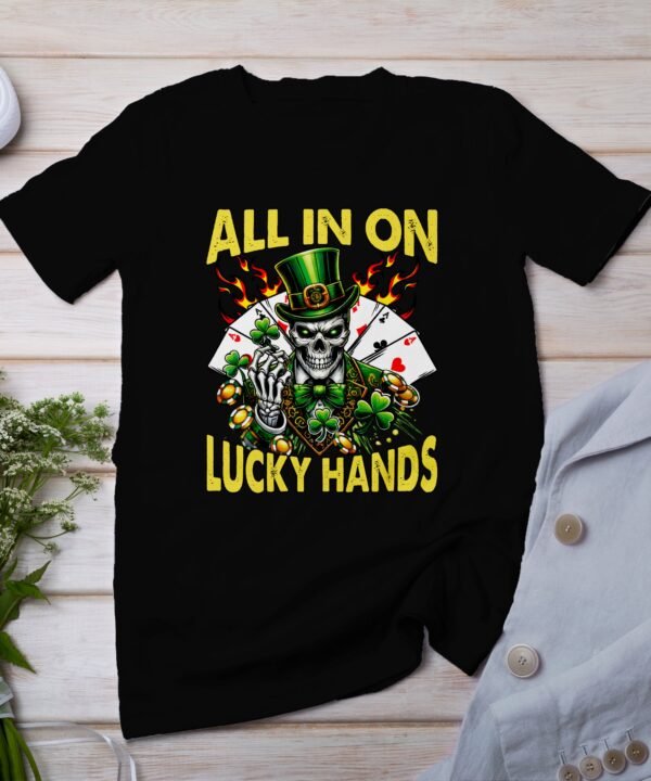 St. Patricks Day T-Shirt, Poker Casino Shirt, Lustiges Poker Hemd, Spielkarten und Kleeblatt Design, All In On Lucky Hands Shirt
