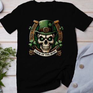Gruseliger Totenkopf mit grünem Hut T-Shirt, Glück der Iren T-Shirt, Schauriger Schädel Irland Glück T-Shirt, Sankt Patrick's Day Shirt