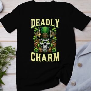 Deadly Charm Totenkopf T-Shirt, St. Patrick's Day T-Shirt, Herren Damen T-Shirt, Skull Grafik T-Shirt, Irisches Shamrock Design