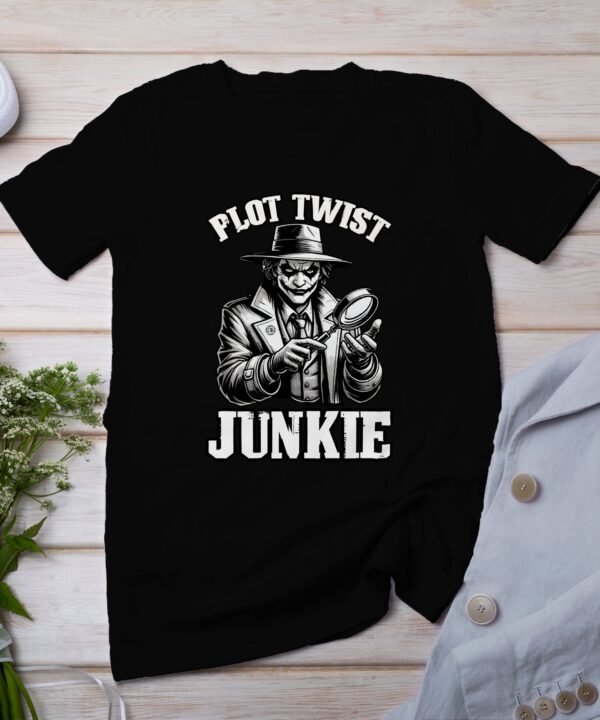 Buch Junkie True Crime T-Shirt, Mystische Horror Geschichten für Krimi Fans Tee, Rätsel Verdächtiger Detektiv Top, Joker Ermittlungen Shirt